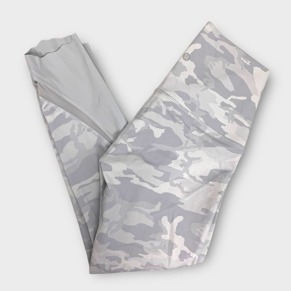 Lululemon Wunder Under Camo Scalloped Hem 23" - Picture 7 of 7